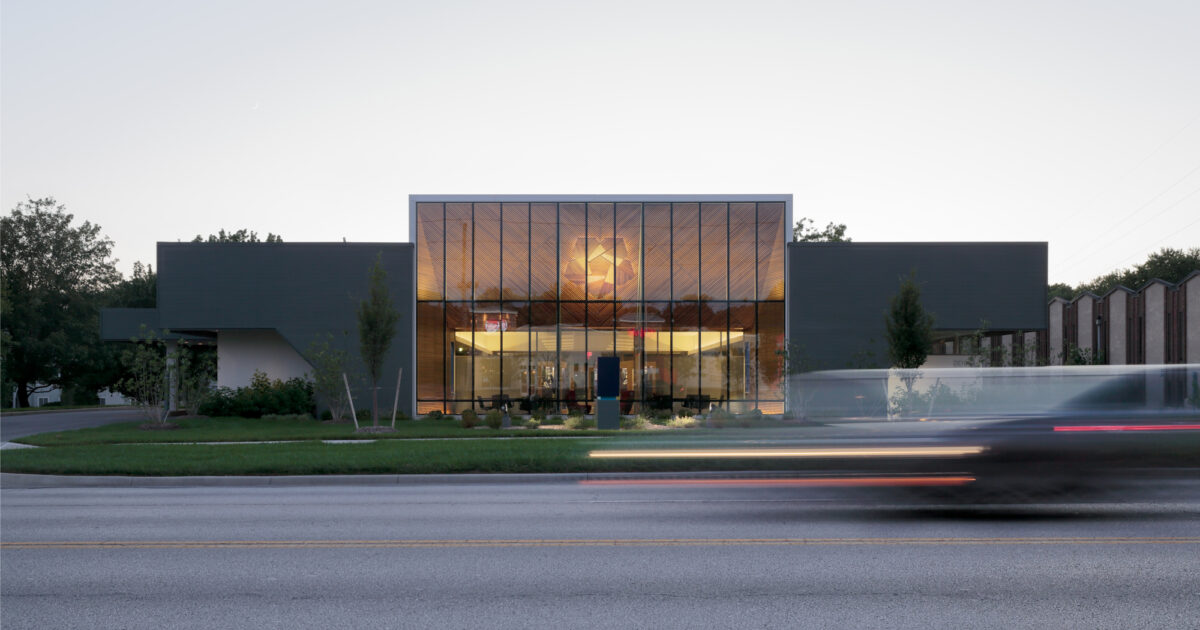 First Federal Bank of Kansas City State Line… | SFS Architecture